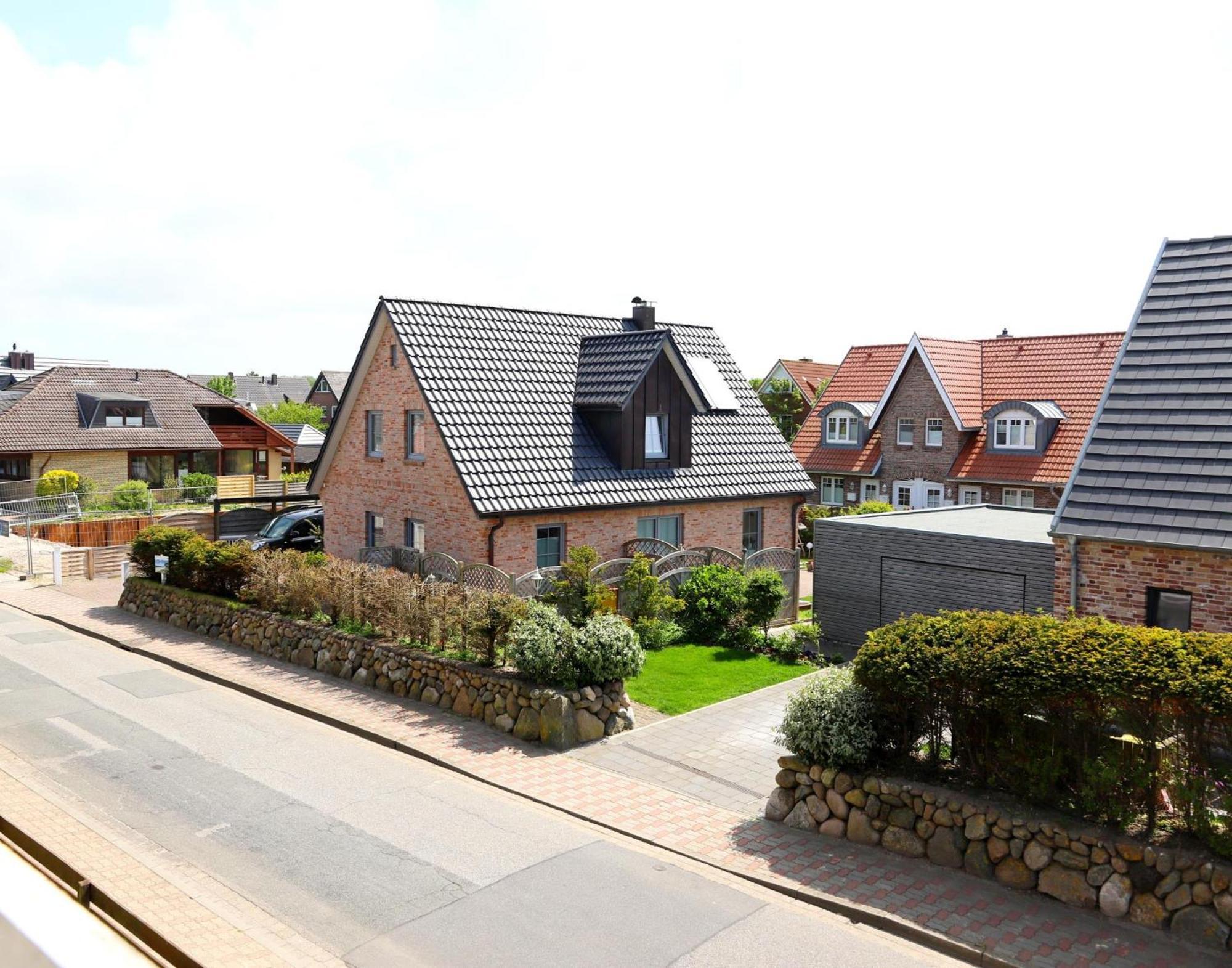 Moderne 2 Zimmerwohnung Mit Grosszuegigem Suedbalkon In Der Ersten Etage Westerland Extérieur photo